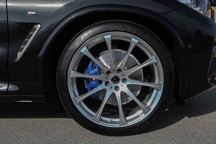 Колеса BMW X4 M40d by dAHLer (G02) 2018 года  (фото 8 из 45)